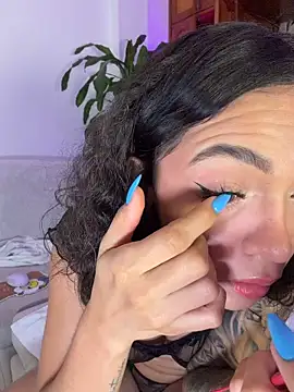 SofyDreammy - MASSAGE MY TITS