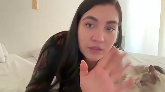 KathiaJenner - Lovense max level + moans 😈