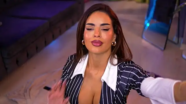 Arabian_Rose - Slow Striptease🥵