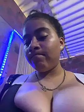 Andry_gil - Naked while I put a finger in my anus