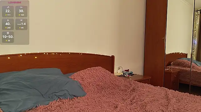 AniTailer - touch and shake my boobies