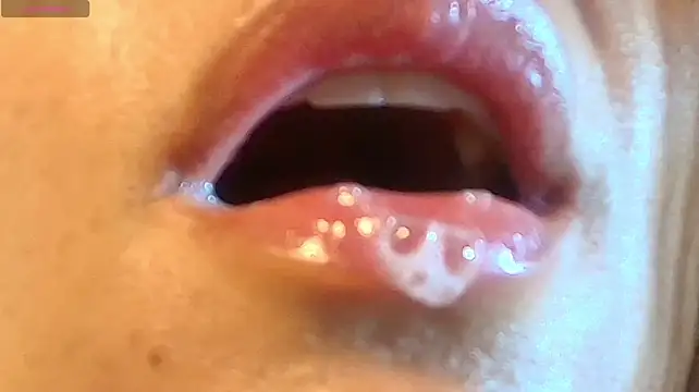 Capriijonesxxx - Make my clit grow with your tongue
