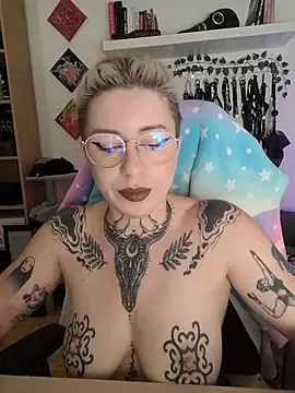 Divine_eve