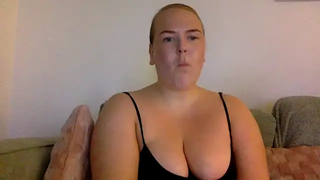 Gracelovesxx - whoever completes goal gets sex vid