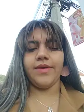 Ivy_enjoy - Oil my tits in public😱
