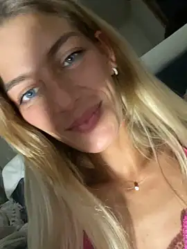 Bellalolahot - Doigtages pussy squirt fontaine