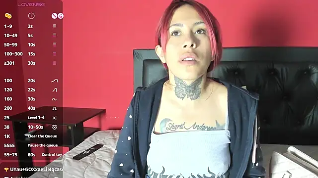 Mia_Suss - dildo in the ass