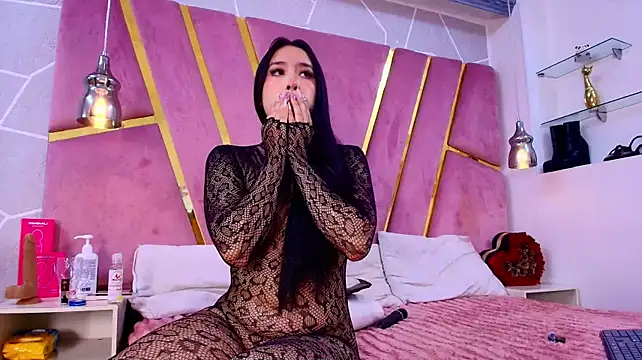 SarahMiler_ - Fingers inside my pussy🥵💦