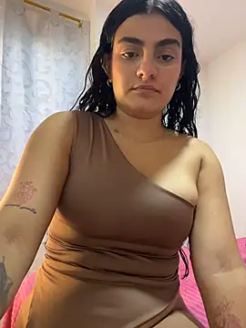 Carlafox05 - My friend touch my titis