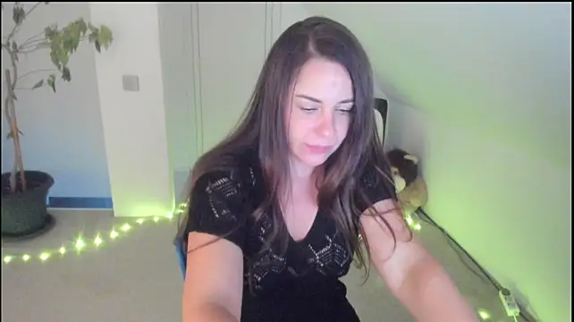 Miss_ally - make me cum whit your vibes ...