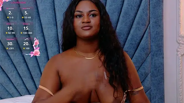 Noa_Adams - Show Tits Close-Up🍒🔥