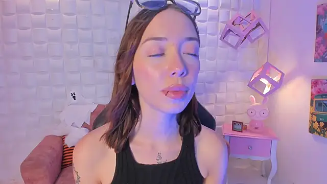 HarperrWest - Suck Nipplesr🌷