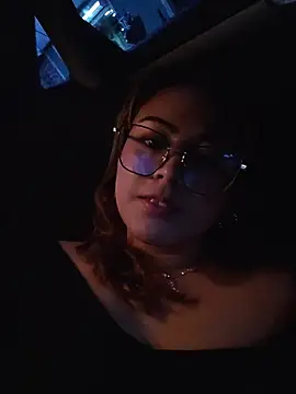 Amanita_25 - Show tits