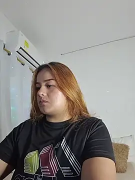 Foxylisaflores - Pull down my pants and spank me.