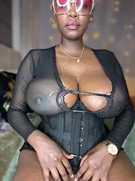 ScarletMuseX - Completely Naked n oil on my Tits