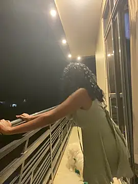 Sis27 - Squirts on it 💦💦💦