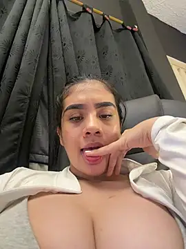 Alhaana_ - OPEN SEXY ASS!!