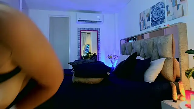 Dulce_Morrys - asshole