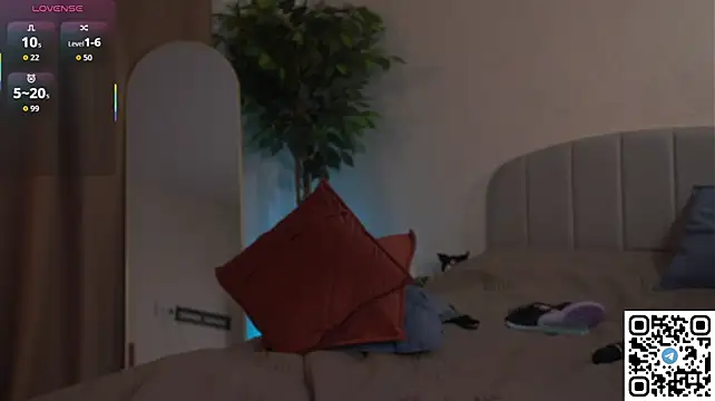 Gothgloria777 - take off leggins