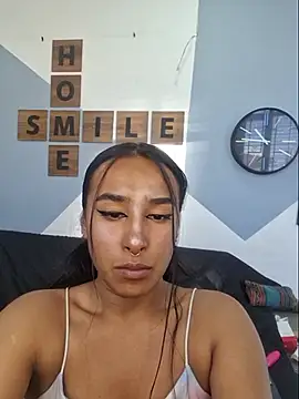 NIKKYTHORNE - is naked sexy+ dance sexy