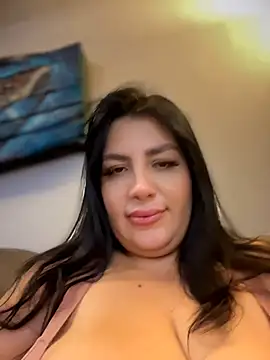 Vicky_Sixx - Control toy 2 min+open legs