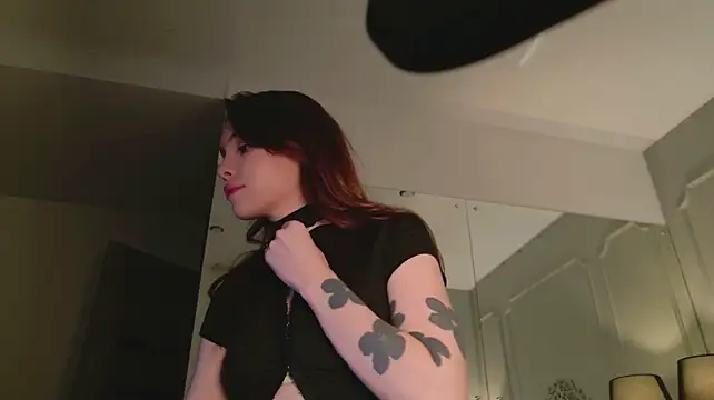 Mili_Joy - Is it time to take off my t-shirt