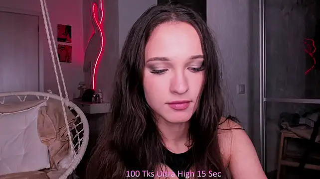 InnocentEvee - Toy Control 10m 😈 🤩
