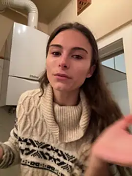 SophiiaStarr - Go doggy and show your feet 🥵