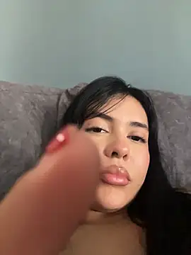 FERNANDAXX_ - Show tongue