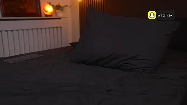 Lexi_Reed - 🔥LAST TIPPER WINS 4min TOY CONTROL 🔥