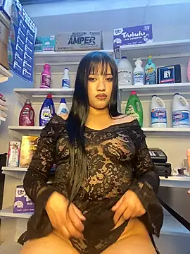 DarkCherryDoll - Flash asshole + flash pussy 🙈🍑