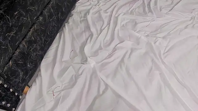Lilith_rodriguez - Touch my big boobs into Oil