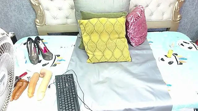 Lizparker69x - estroy my pussy with your vibrations