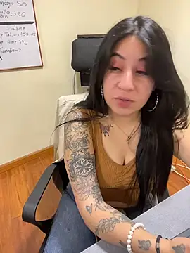 MeganCollins - Show my friends' tits 🙈💕