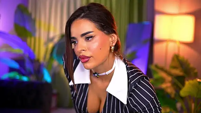 Arabian_Rose - Slow Striptease🥵