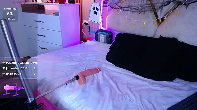 Atenea_Smith1 - show tits + pich niples