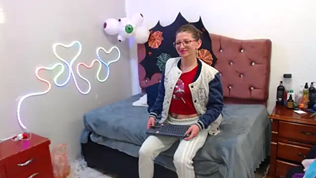 Yandal_Iris - balls anal and nipple shields