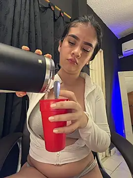 Alhaana_ - OPEN SEXY ASS!!