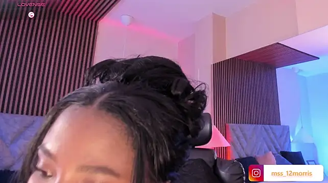 Elsie_morris12 - surprise
