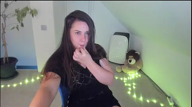 Miss_ally - make me cum whit your vibes ...