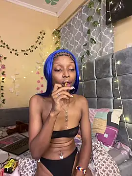 YourWetDream02 - Spoil me dzaddy🥵🥵