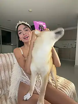 ZaraLuuv - naked me