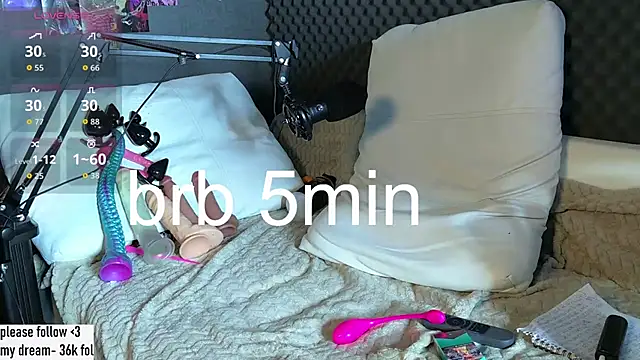 Fluffy_Cloude - fuck pussy with big dildo 3 min