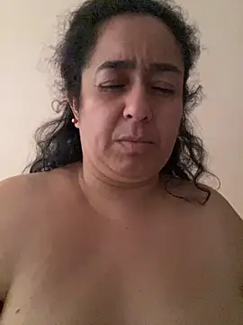 Agathaxxx-69 - Naked and show ass