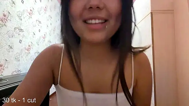 JohannaMickiewicz - hand-bra 5 min