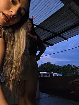 Natasanz - Make me wet in public 🌊 front neighbors