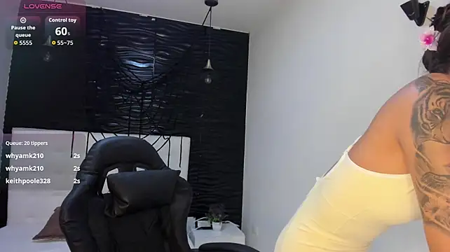 hellen_tease