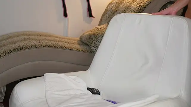 Katyerave - Cumshow