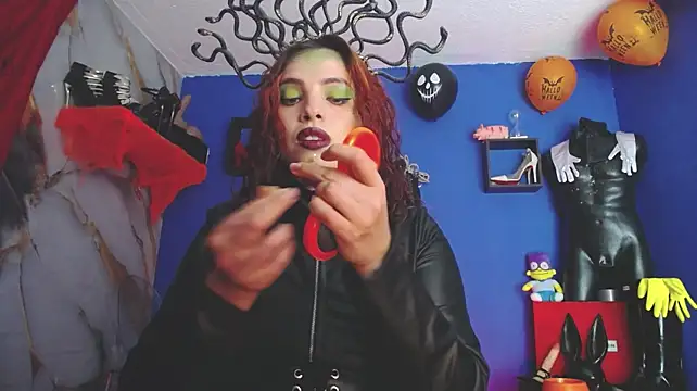 Elizatexx - keep me company, jellyfish makeup