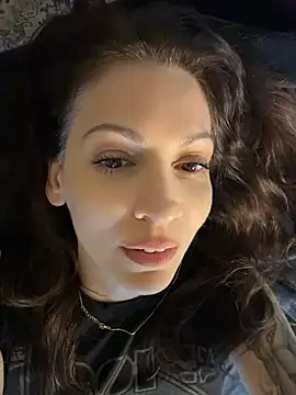 BeautifulMesss - Open ass doggy twerk
